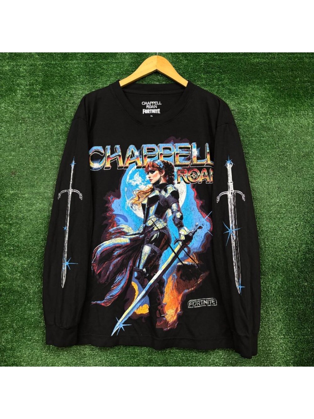 Fortnite x Chappell Roan Sword Wielding Knight LS Shirt Size Extra Large